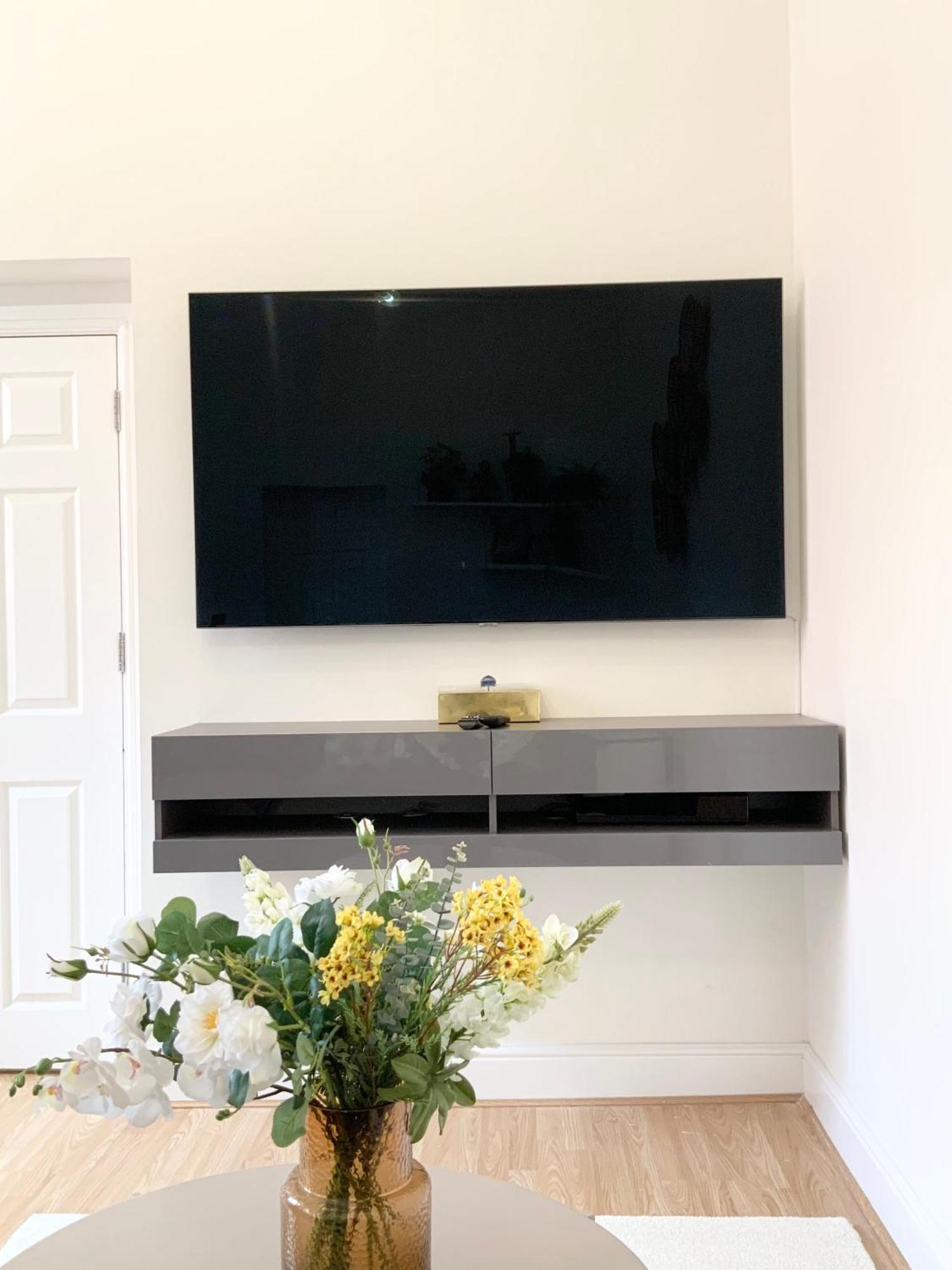 Stylish Flat In Central Location With Free Parking スウィンドン エクステリア 写真
