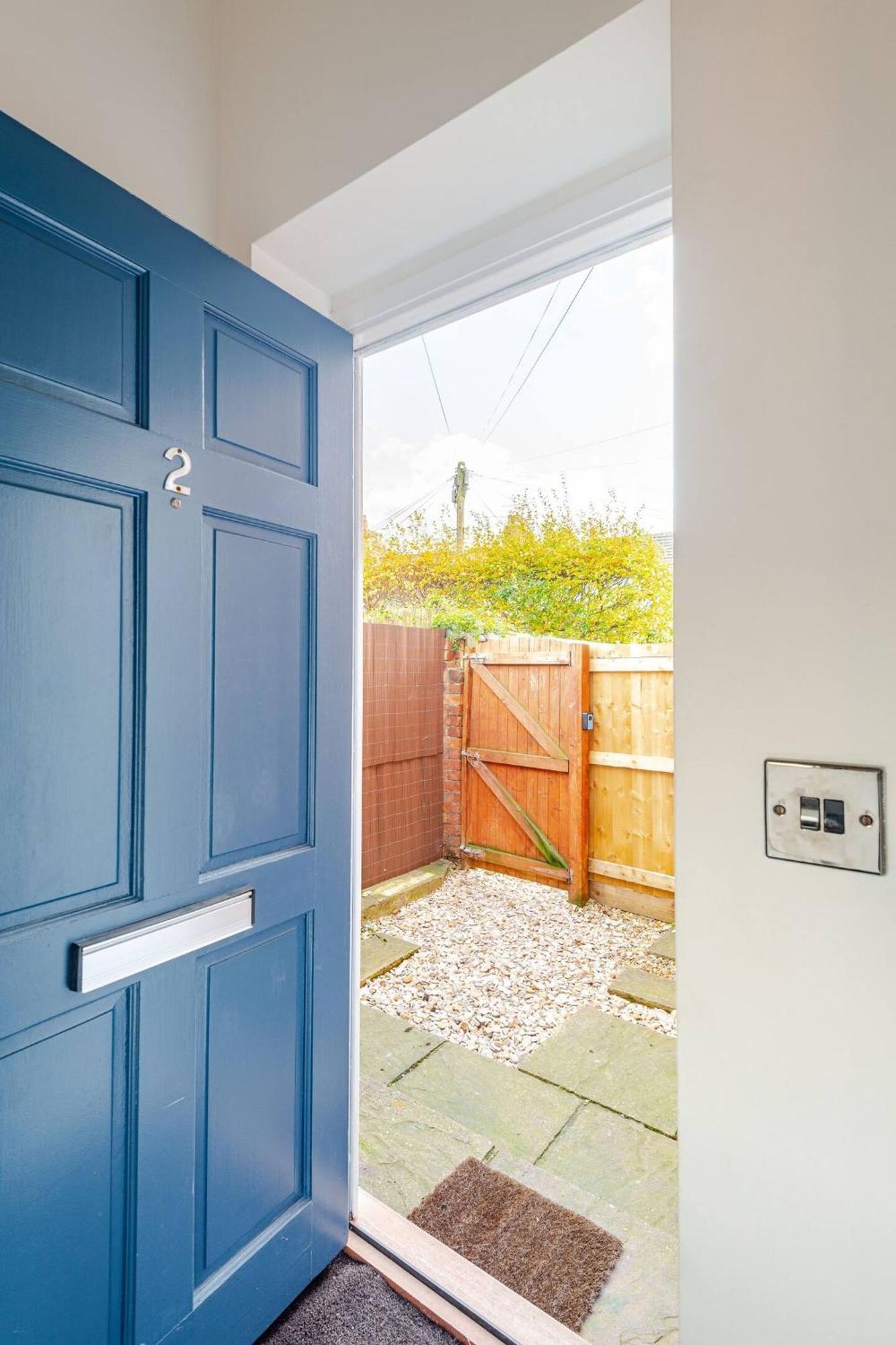 Stylish Flat In Central Location With Free Parking スウィンドン エクステリア 写真
